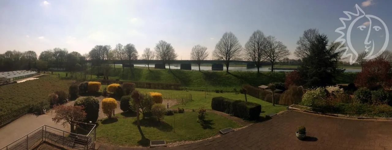 Hotel Chrisma Dusseldorf 3*,  Germany