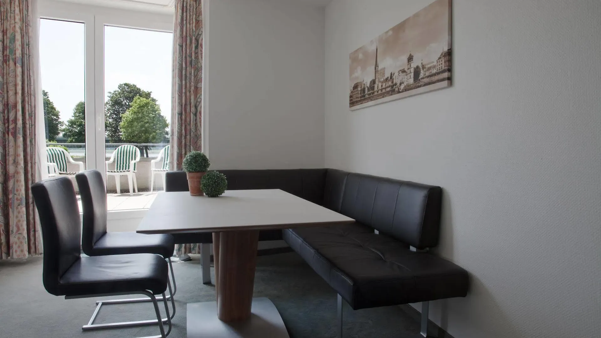 Hotel Chrisma Dusseldorf